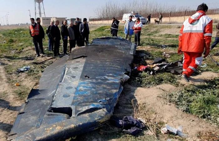 Iran
      brands
      Royal
      Canadian
      Navy
      a
      terrorist
      group
      in
      act
      of
      'reciprocity'