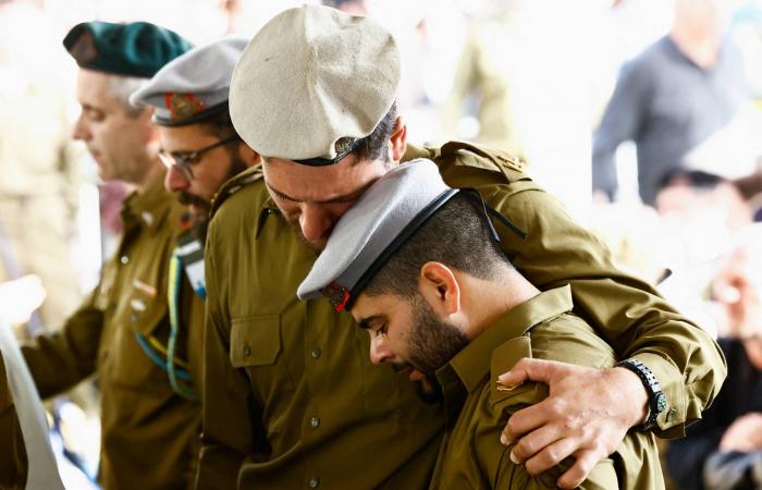 صحيفة:
      إسرائيل
      ستسحب
      تراخيص
      37
      منظمة
      إنسانية
      بدعوى
      «صلتها
      بالإرهاب»