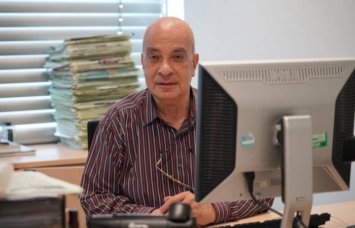 رحيل
      محمد
      الشافعي...
      صحافي
      الميدان
      والملفات
      الصعبة