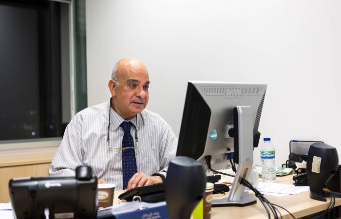 رحيل
      محمد
      الشافعي...
      صحافي
      الميدان
      والملفات
      الصعبة