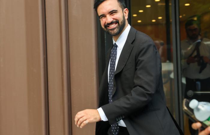 "الرياح مواتية لممداني".. عمدة نيويورك الأسبق لـCNN: أعتقد أنه سيفاجئ الكثير من الناس