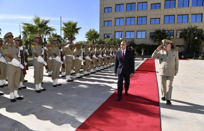 الجزائر
      تنفي
      بشدة
      اتهامات
      بـ«الهيمنة»
      على
      تونس