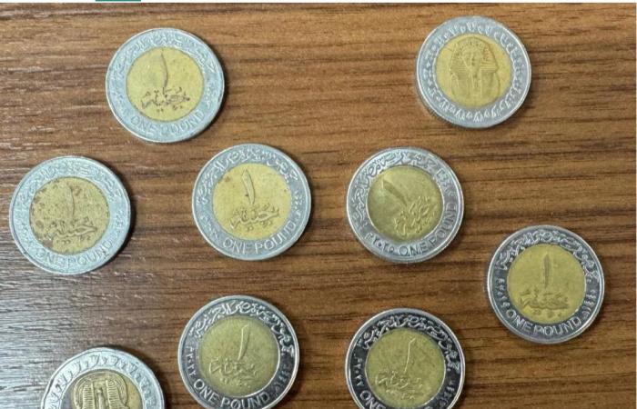 «أزمة
      الفَكّة»
      تؤرق
      مسؤولي
      المترو
      بمصر...
      وسط
      رفض
      لرفع
      الأسعار