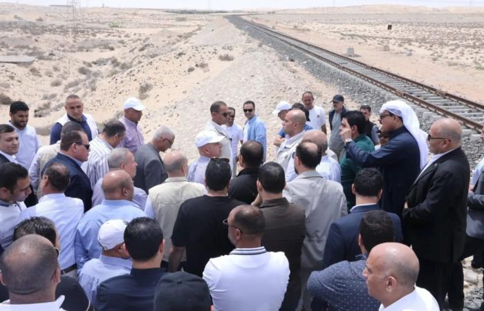 مصر
      ترسخ
      رفضها
      للتهجير
      بمشروعات
      قومية
      عملاقة
      في
      سيناء