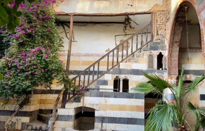 بيوت
      دمشق
      العتيقة
      لاستعادة
      بريقها
      بعد
      «سنوات
      عجاف»