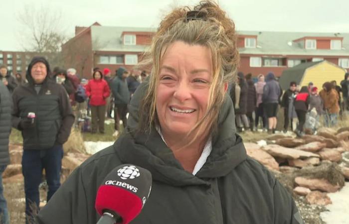 'Why
      not
      jump
      into
      icy
      cold
      water?':
      Polar
      dippers
      kick
      off
      new
      year
      in
      Charlottetown