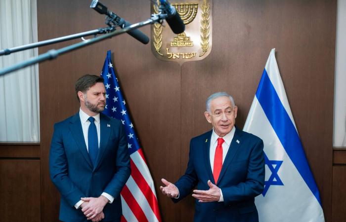 أميركا
      تفرض
      عقوبات
      على
      شركات
      وناقلات
      نفط
      صينية
      بدعوى
      ارتباطها
      بفنزويلا