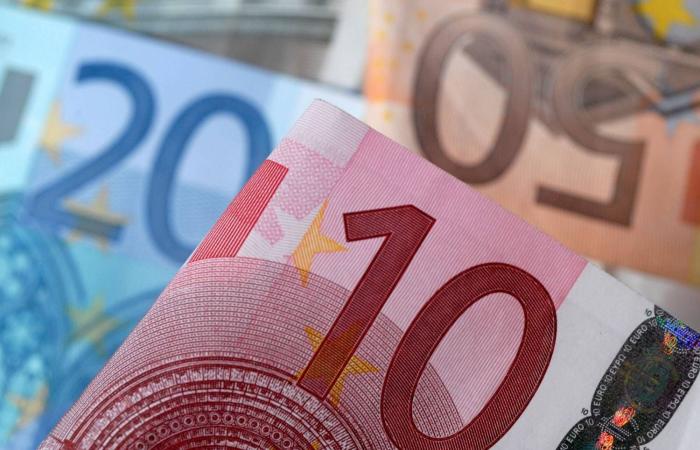 السعودية
      تُفعّل
      محركات
      الاستثمار
      الكبرى
      بإقرار
      اللوائح
      التنظيمية
      للمناطق
      الاقتصادية