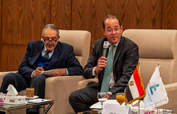 مصر
      تستعين
      بالمؤثرين
      للترويج
      لحزمة
      «تسهيلات
      ضريبية»
      جديدة