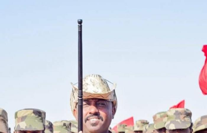 شرق
      السودان...
      خمس
      حركات
      مسلحة
      تختار
      الحياد