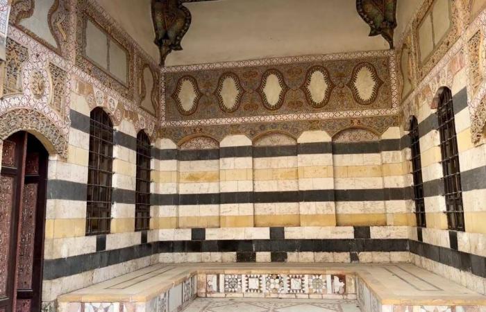 نزاع
      بين
      مكتبة
      الإسكندرية
      وهيئة
      الدواء
      حول
      كتاب
      توثيقي