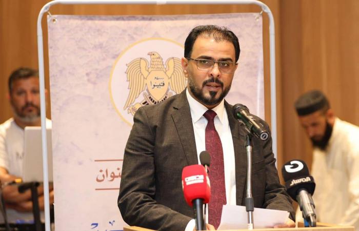 تبادل
      الاتهامات
      بين
      صالح
      والمحكمة
      العليا
      يوسّع
      شرخ
      «انقسام
      القضاء»
      الليبي