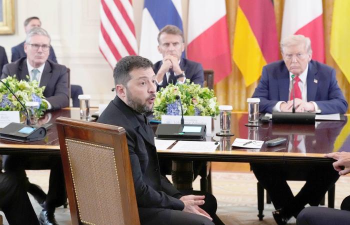 القضاء
      الفرنسي
      يحقق
      في
      مقاطع
      فيديو
      جنسية
      مزيفة
      ولّدتها
      أداة
      «غروك»