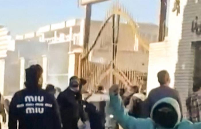 غوتيريش
      يدعو
      إسرائيل
      للتراجع
      عن
      قرار
      حظر
      منظمات
      غير
      حكومية
      في
      غزة