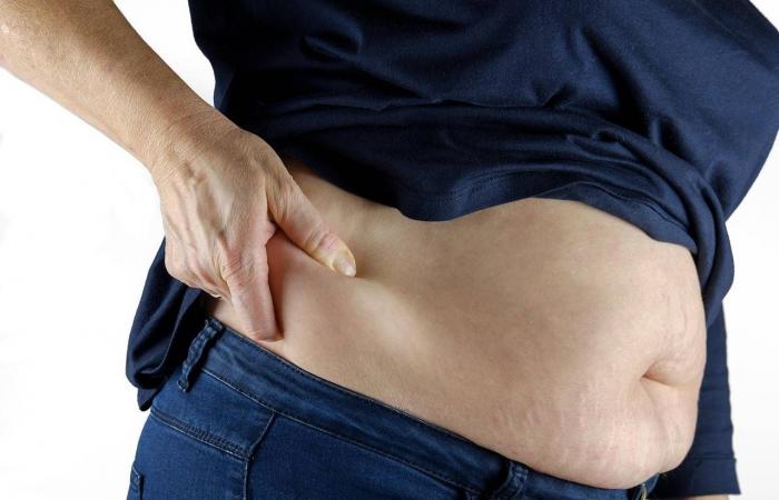 لماذا
      يعتقد
      الخبراء
      أن
      شعار
      «قلل
      طعامك
      وزد
      حركتك»
      ليس
      ناجحاً
      في
      إنقاص
      الوزن؟