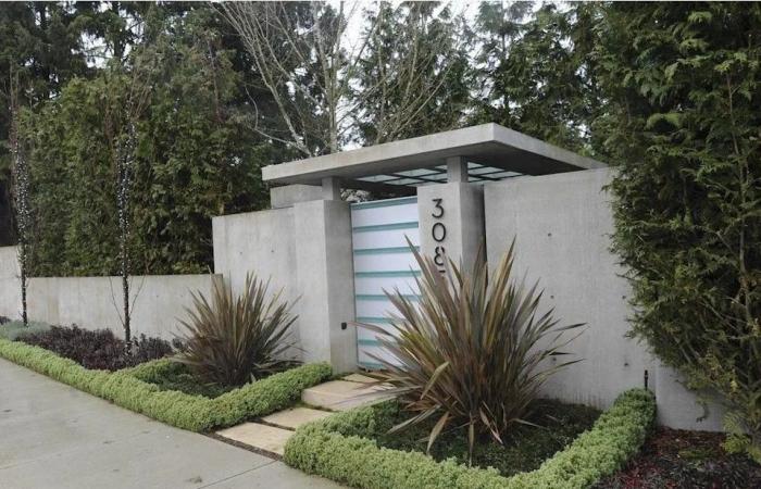 B.C.'s
      five
      most
      valuable
      homes:
      Chip
      Wilson's
      Vancouver
      mansion
      tops
      list
      (again)