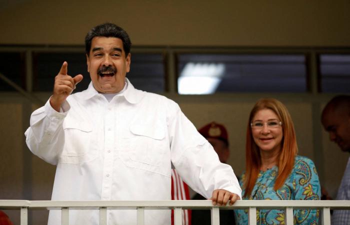 نائب
      الرئيس
      الأميركي:
      ترمب
      عرض
      على
      مادورو
      «أكثر
      من
      مخرج»