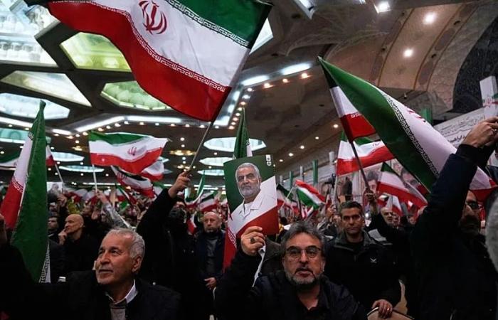 Tehran's
      method
      of
      governance
      has
      reached
      a
      dead
      end,
      former
      top
      adviser
      tells
      Euronews