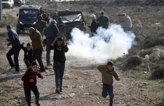 رئيس
      «النواب
      الليبي»:
      رفْض
      فرنسا
      وتحفُّظ
      ألمانيا
      على
      تحليل
      الصندوق
      الأسود
      لطائرة
      الحداد
      «محيِّران»