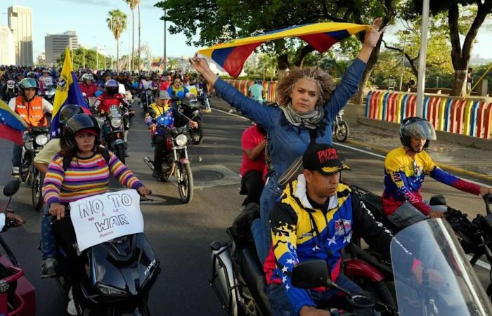 What
      did
      Jack
      Ryan
      know
      about
      Venezuela?
      Spy
      show
      hero
      goes
      viral
      after
      Maduro
      capture