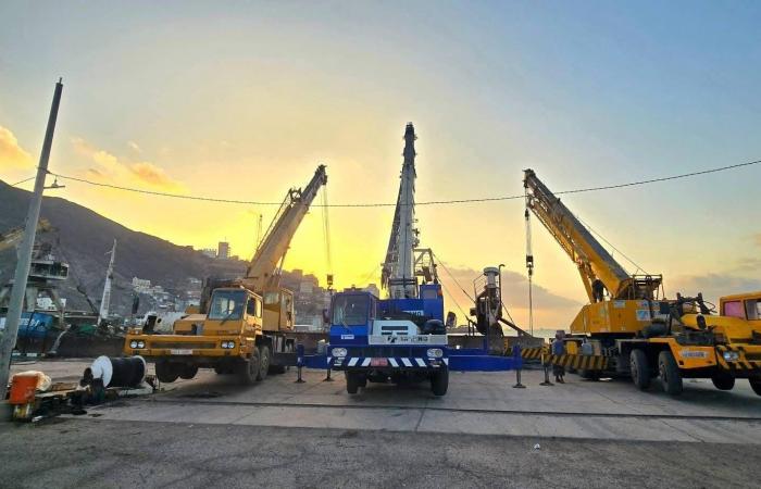 اليمن:
      خطوات
      حكومية
      لإعادة
      تشغيل
      ميناء
      الاصطياد
      بعدن