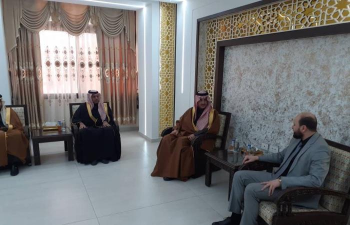 «الصندوق
      السعودي»
      يسرّع
      خريطة
      التعافي
      في
      سوريا
      بتمويلات
      مرتقبة
      لـ
      1.5
      مليار
      دولار