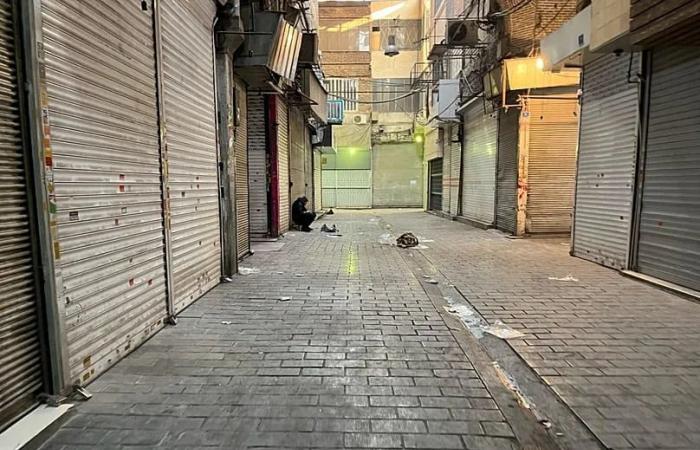 Mass
      protests
      erupt
      in
      Iran's
      capital
      after
      exiled
      prince's
      call,
      internet
      shut
      off
      nationwide