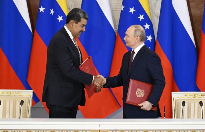 لماذا لم يرد بوتين على اعتقال ترامب لـ"شريكه الاستراتيجي" مادورو؟