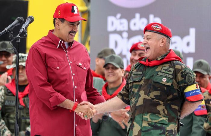 فنزويلا
      تفرج
      عن
      «عدد
      كبير»
      من
      السجناء
      من
      بينهم
      أجانب