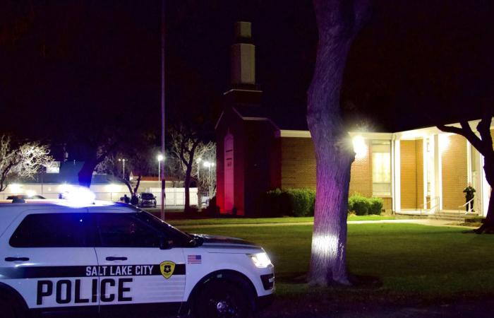 قتيلان
      في
      إطلاق
      نار
      بمدينة
      سولت
      ليك
      الأميركية