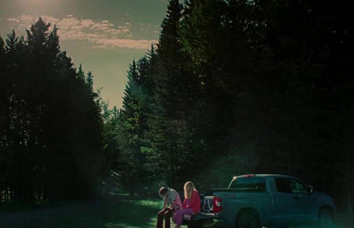 لين
      رامزي
      وجنيفر
      لورنس:
      الأمومة
      تحت
      الضغط