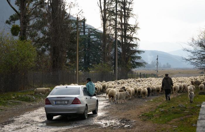 وجهة على حافة أوروبا تدهش الزوار.. لماذا تحذر الإدارة الأمريكية من السفر إليها؟