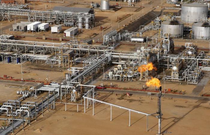 إطلاق
      السجناء
      السياسيين
      يوقف
      ضربة
      ثانية
      لترمب
      في
      فنزويلا