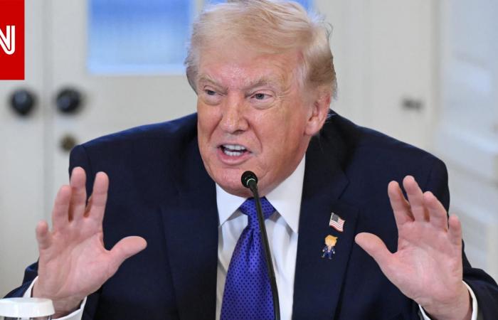 متابعة: ترامب يدعو الصين وروسيا لشراء "كل ما تحتاجانه من النفط" من أمريكا