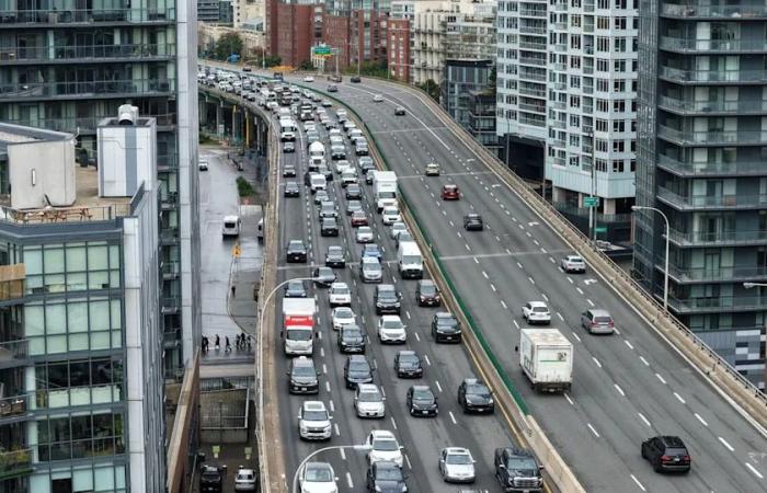 No
      single
      ‘magic
      bullet’
      will
      fix
      Toronto’s
      gridlock,
      new
      congestion
      officer
      says