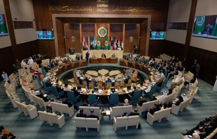 مواقف
      عربية
      وإسلامية
      موحدة
      «تُضيق
      الخناق»
      على
      تحركات
      إسرائيل
      بأرض
      الصومال