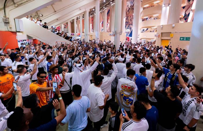 تيباس
      لـ«الشرق
      الأوسط»:
      خطوتان
      تفصلان
      الدوري
      السعودي
      عن
      «العالمية»