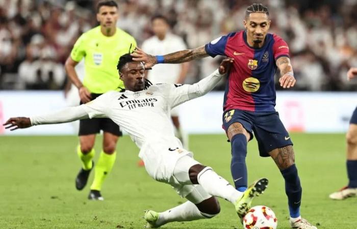 كأس السوبر الإسباني.. برشلونة يواجه ريال مدريد في النهائي غدا