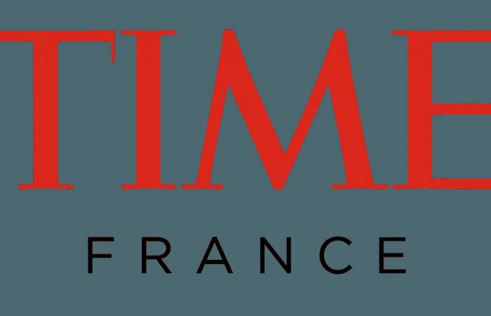 مطالب
      بـ«ضبط»
      ملخّصات
      «غوغل»
      عقب
      تقرير
      عن
      «معلومات
      زائفة»