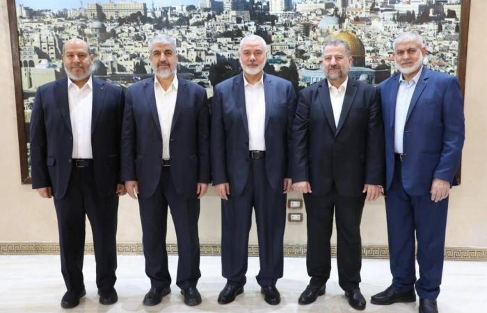 «حماس»
      ترجئ
      انتخاب
      رئيس
      مكتبها
      السياسي
      حتى
      إشعار
      آخر