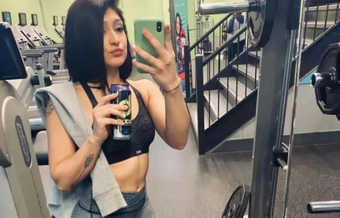 NYPD
      rookie
      cop
      probed
      in
      OnlyFans
      scandal