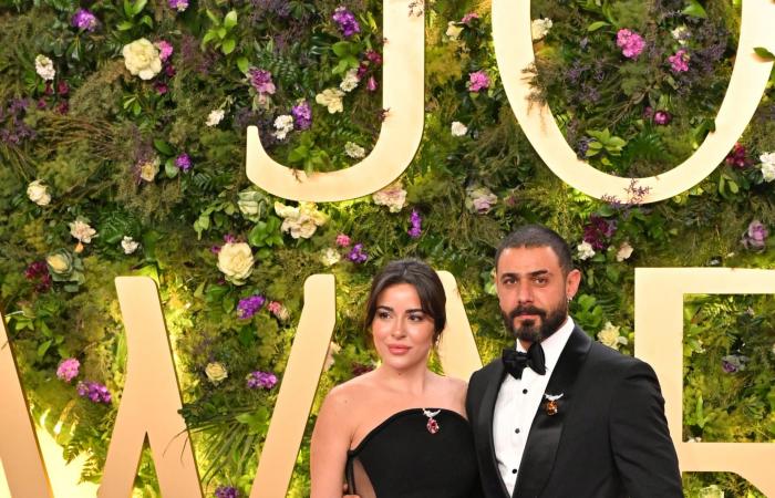 البروش يعود إلى الأضواء.. قطعة صغيرة تصنع كل الفرق