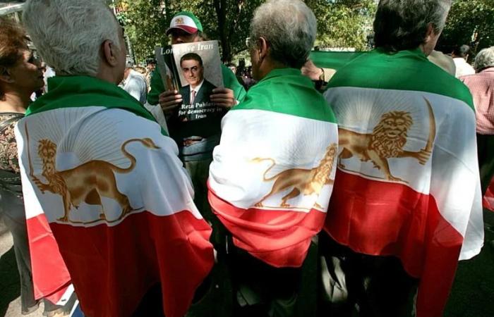 Who
      Is
      Reza
      Pahlavi,
      heir
      to
      Persian
      throne,
      and
      what
      Is
      his
      vision
      for
      Iran’s
      society??