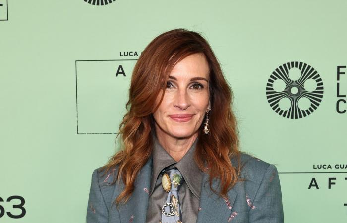 البروش يعود إلى الأضواء.. قطعة صغيرة تصنع كل الفرق