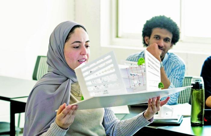 جامعة فرجينيا تفتح التسجيل في برامج التعليم المجتمعي