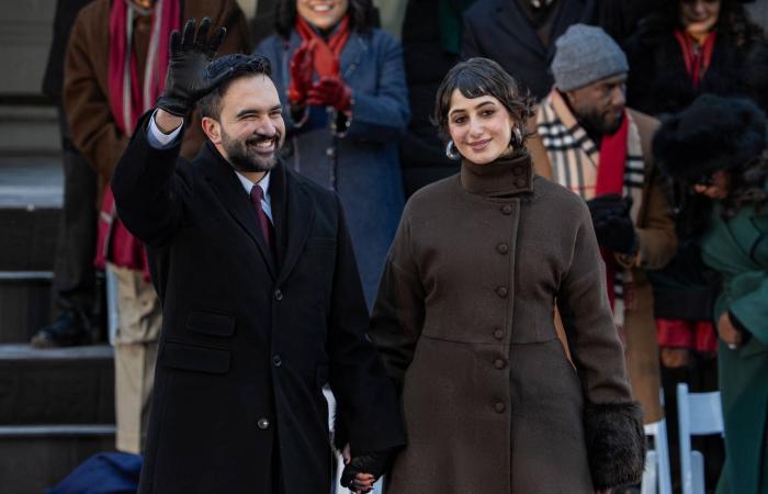 راما
      دواجي
      تُرسل
      رسالة
      حب
      من
      نيويورك
      إلى
      لبنان