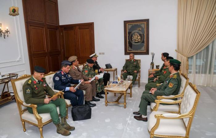 «الدولة»
      الليبي
      يستكمل
      تعيينات
      مفوضية
      الانتخابات
      رغم
      الرفض
      الأممي