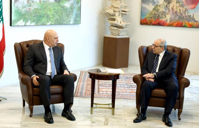 برودة
      في
      علاقة
      عون
      و«حزب
      الله»...
      والتواصل
      عند
      «الحدّ
      الأدنى»