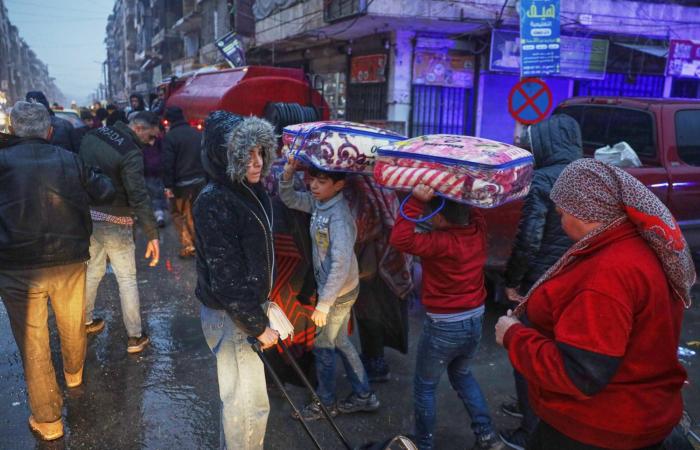 إردوغان:
      تطورات
      حلب
      «فرصة
      تاريخية»
      لاتفاق
      دمج
      «قسد»
      بالدولة
      السورية