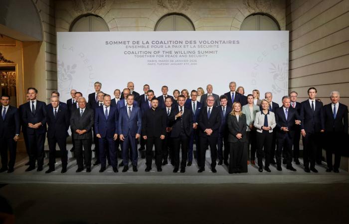 لوفتهانزا
      تعلن
      تجنّب
      المجال
      الجوي
      لإيران
      والعراق
      «حتّى
      إشعار
      آخر»